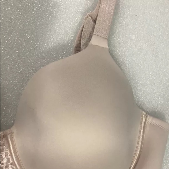 Vanity Fair 40C Body Sleeks Support Light Pink Underwire Bra Style RN 16345 - Picture 4 of 8